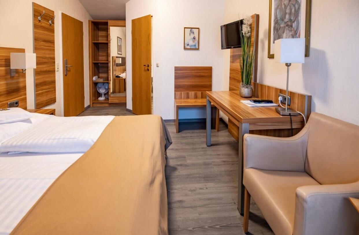 Balkes Morhoff Hotel Petershagen Exterior foto